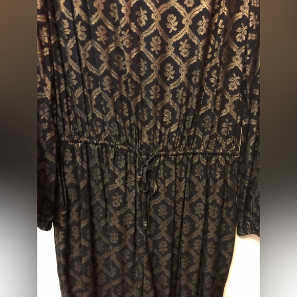 Old Navy gold and black shimmer Jumpsuit - Picture 3 of 8